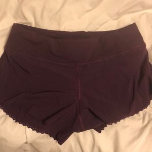 purple lulu shorts size 6